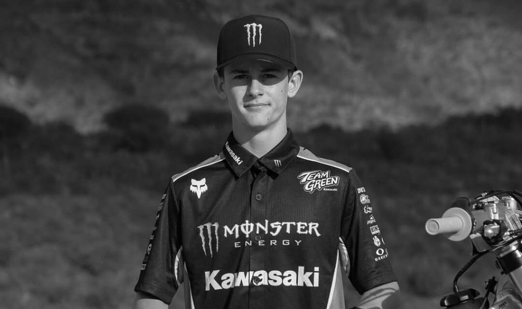 464934440_930271275672935_1479